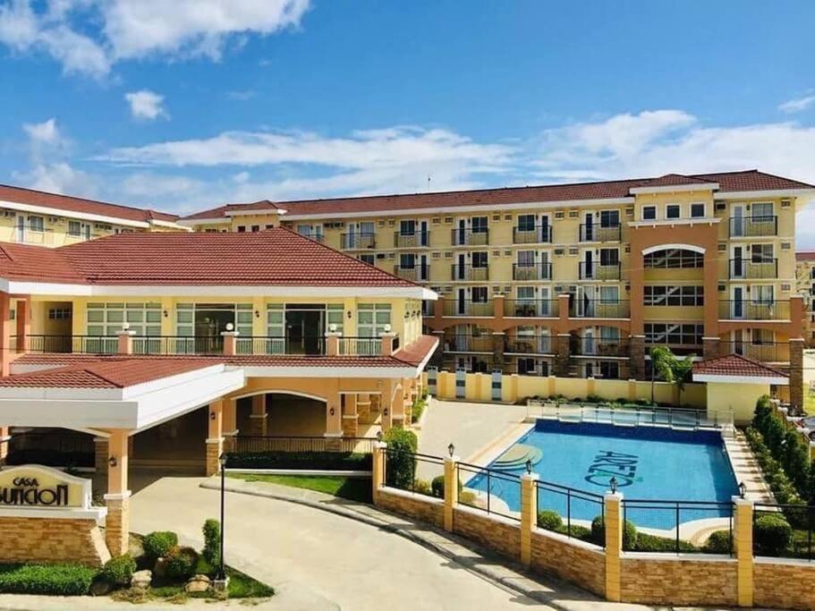 Mikaela'S Crib- 1 Bedroom Flat @ Arezzo Place Condominium Davao Ngoại thất bức ảnh